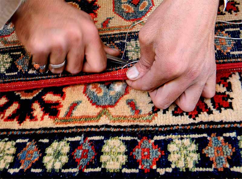 Réparation tapis et tapisserie - ETHAN RESTAURE TAPIS en Île-de-France et Paris: Réparation restauration de tapis et tapisserie : réparation des lisières, restauration des franges de tapis, traitement des trames, resserrage des nœuds de tapis. Partout en Île-de-France et Paris.  Ethan Restaure Tapis est à votre service !  Paris (75), les Hauts-de-Seine (92), la Seine-Saint-Denis (93), le Val-de-Marne (94), la Seine-et-Marne (77), les Yvelines (78), l'Essonne (91) et le Val-d’Oise (95)